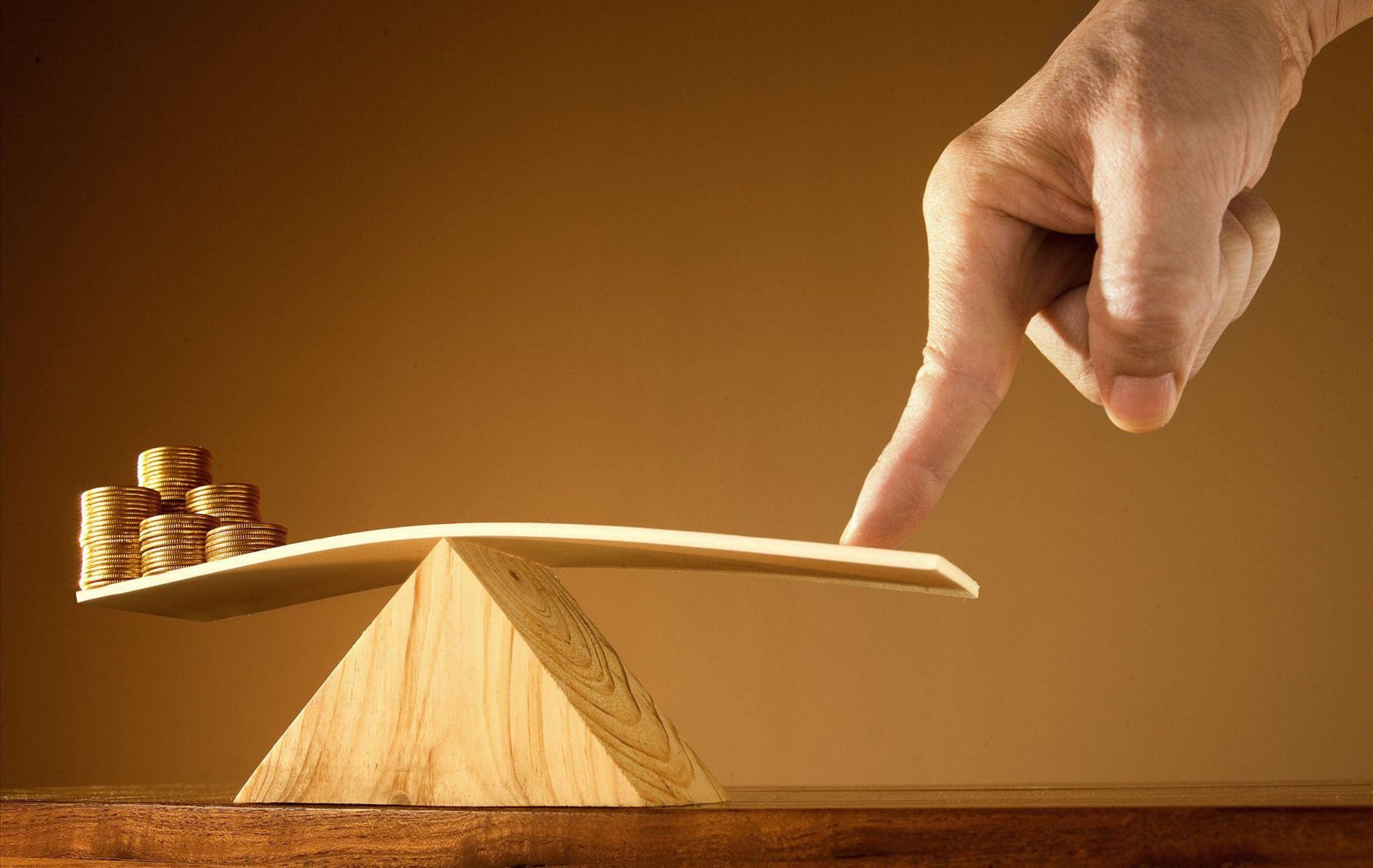 杠杆高达96倍！骗术环环相扣 骗子自己都怕：地下期货黑洞调查